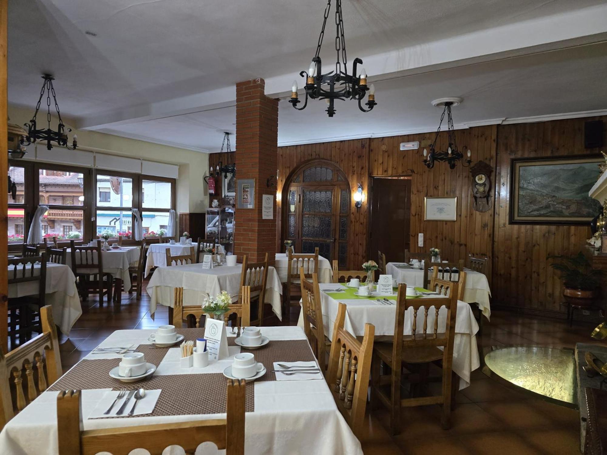Hosteria Picos De Europa Potes Exterior foto